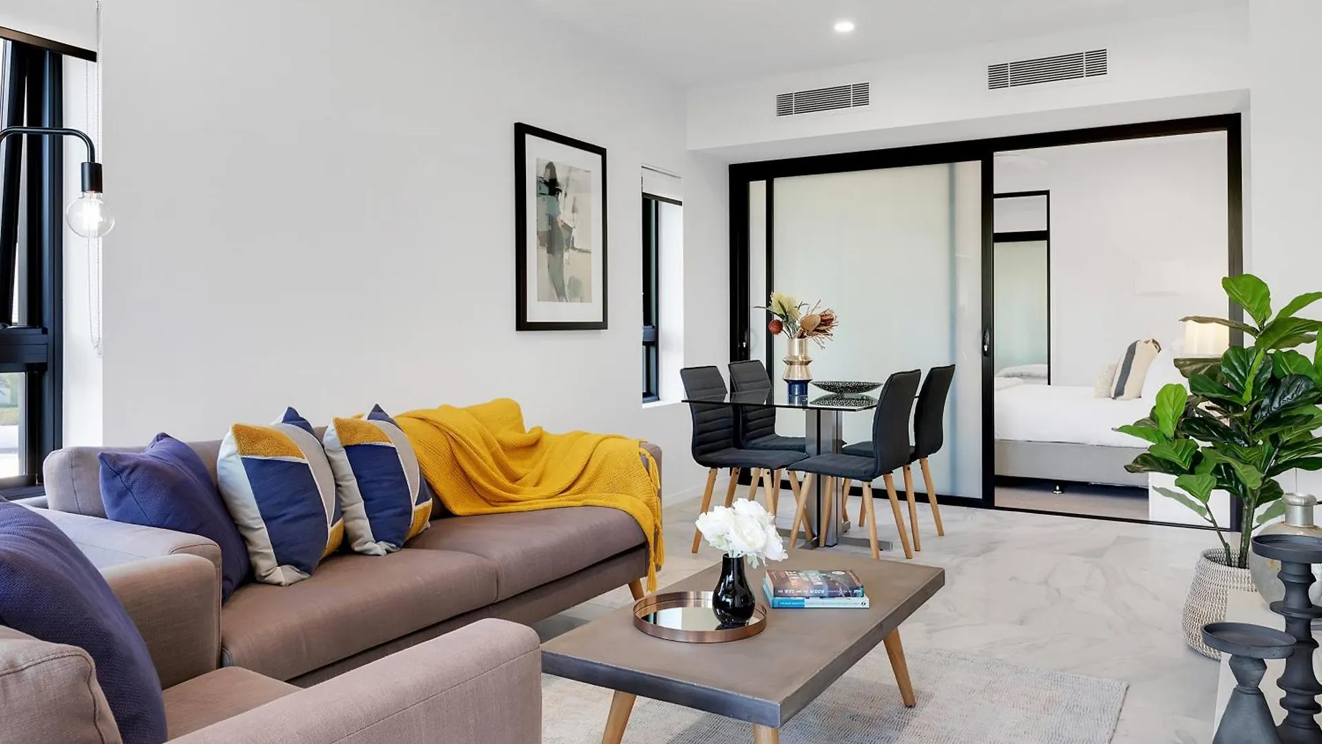 The Monterey Apartments By Urban Rest 브리즈번